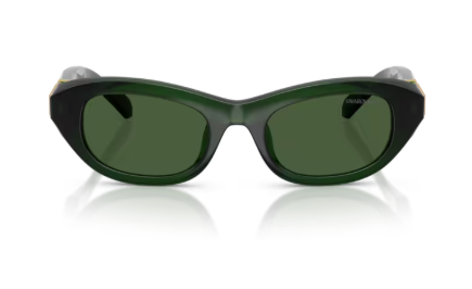Sonnenbrille Swarovski - 0SK6036U - Farbe : 108171 - Milky dark green - Größe(n) 50 (XS)